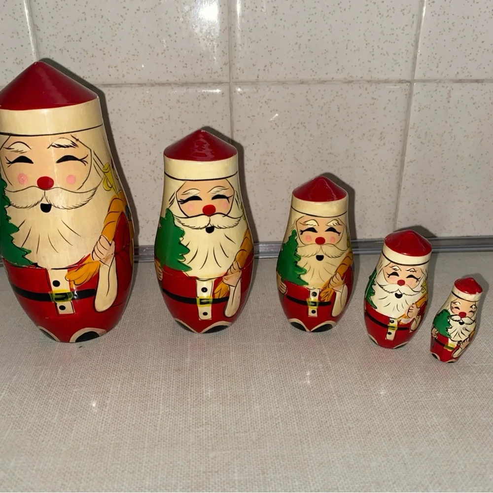 Vintage‎ Wooden 5 Pc Santa Claus Nesting Dolls Painted Christmas